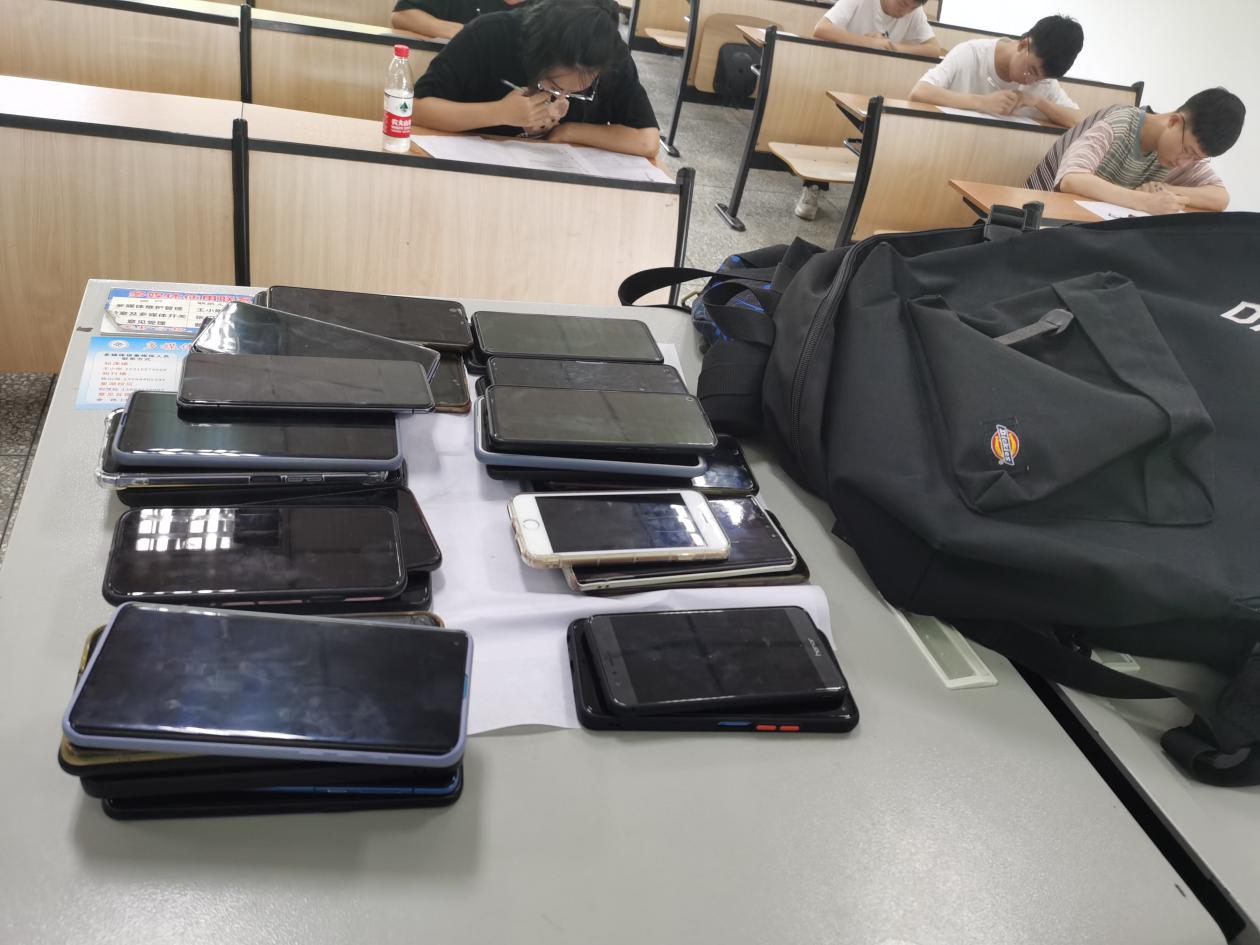 1625058398511091010.jpg 5.jpg