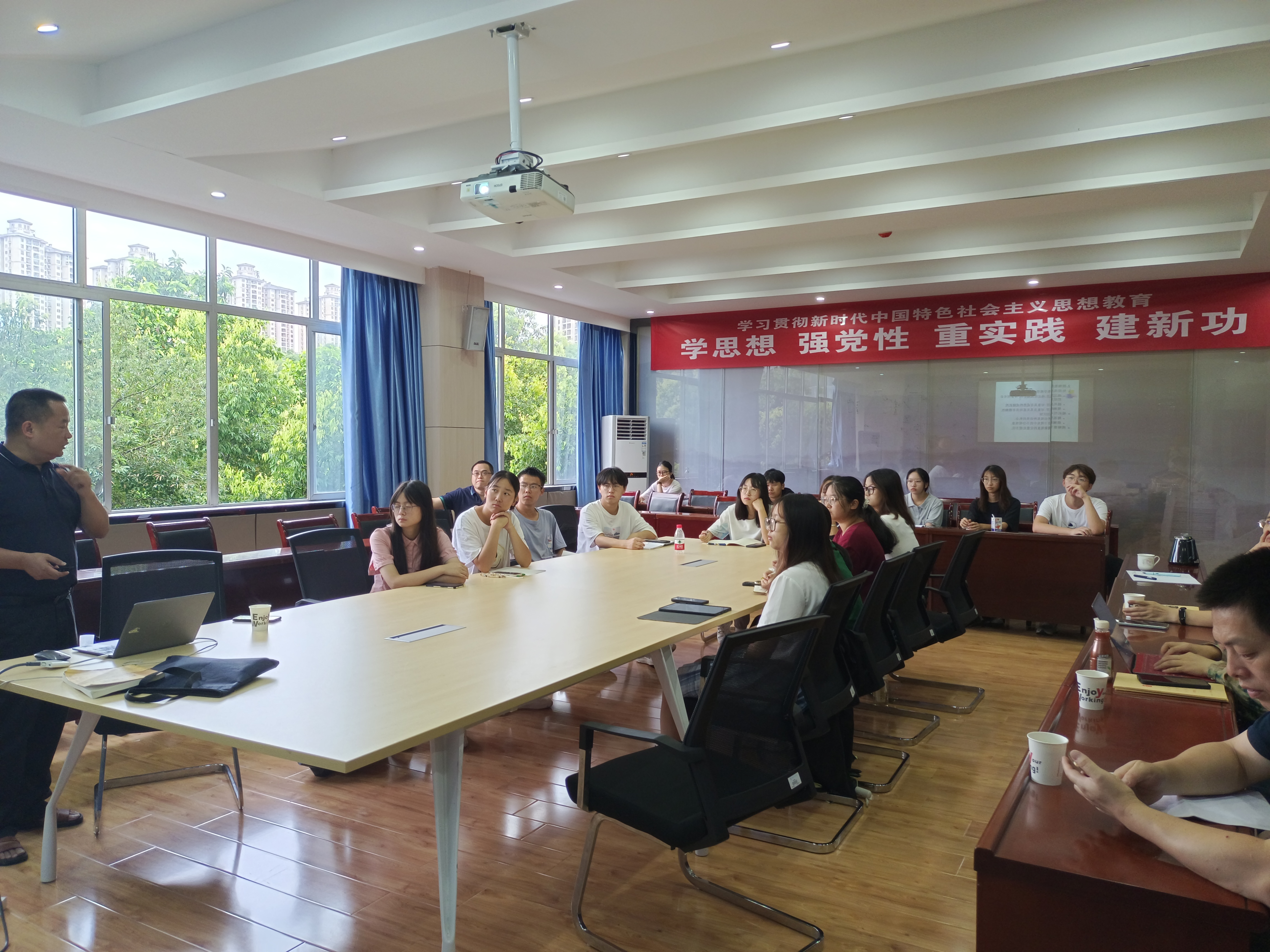 vshx_1689303037237088939.jpg 2.jpg