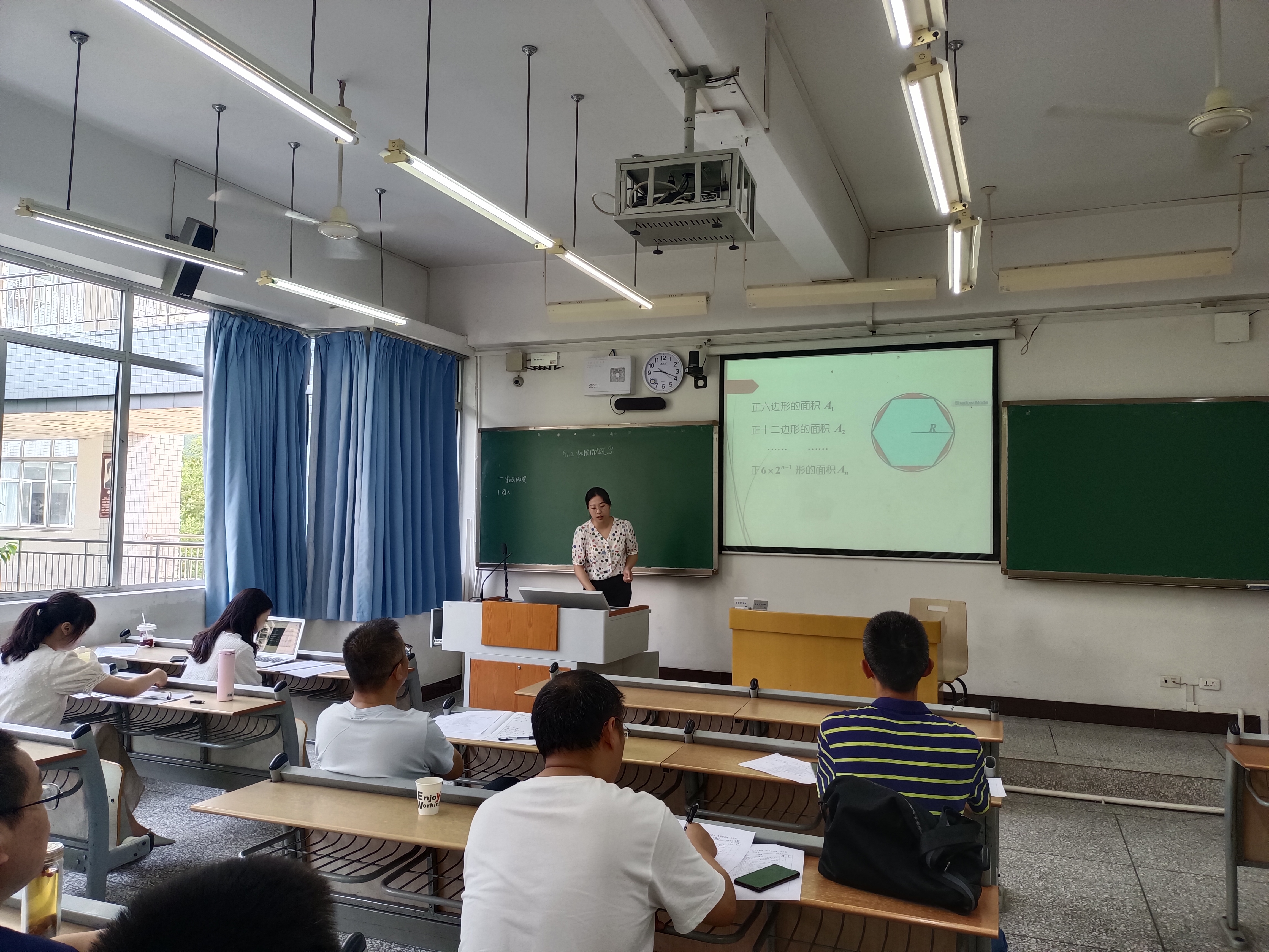 fAOX_1693712183760003612.jpg 2.jpg